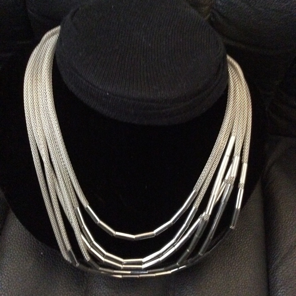 Mika Necklace